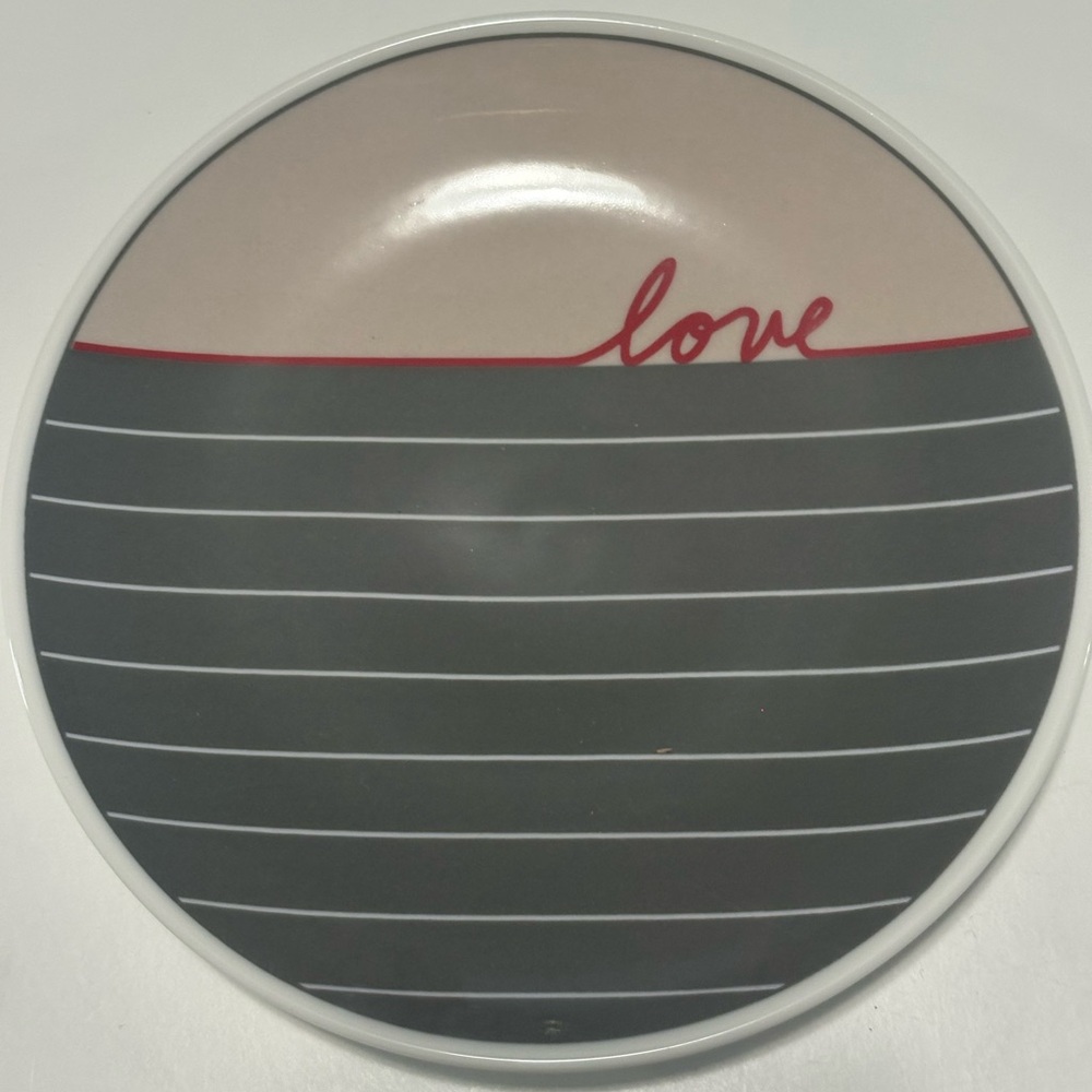 ❤️Royal Doulton Love Collection Plates - Set of Four Plates - Picture 7 of 11